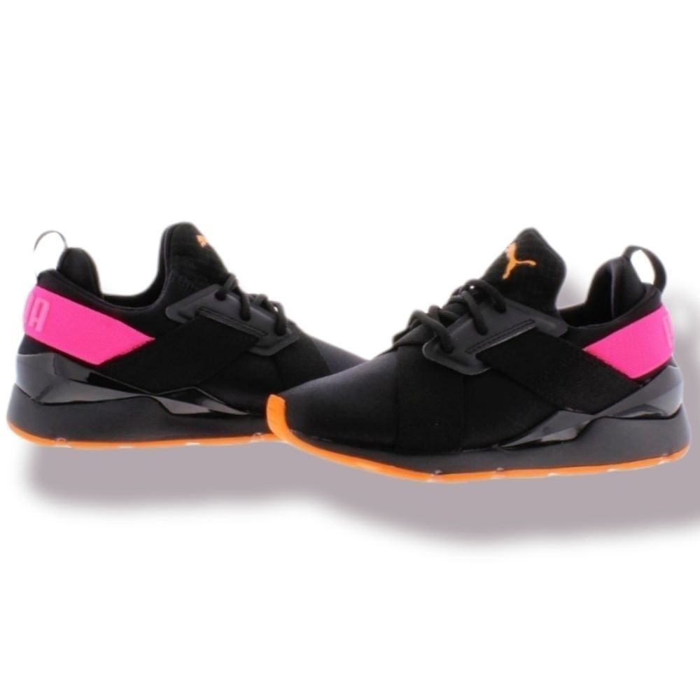 Puma Muse Chase Jr- Puma Blk& Pink size 7Y